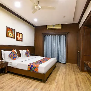 Hotel Siris 18, Gurgaon